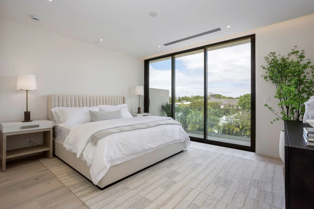 Luxury interior finishes at Sir&eacute;ne Villas townhomes in Delray Beach